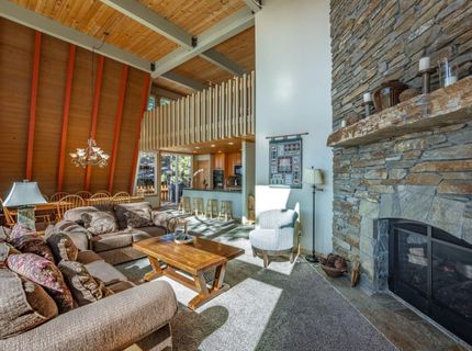 305 Edgecliff Way, Tahoe City, CA 96145 Photo