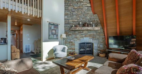 305 Edgecliff Way, Tahoe City, CA 96145 Photo