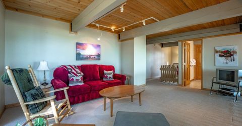 305 Edgecliff Way, Tahoe City, CA 96145 Photo