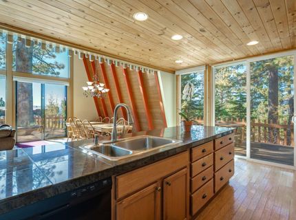 305 Edgecliff Way, Tahoe City, CA 96145 Photo