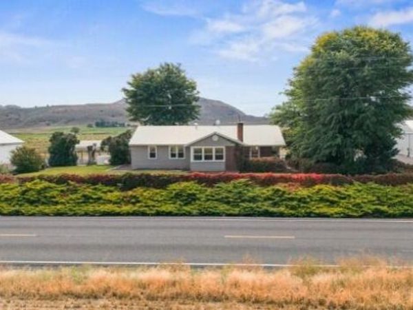 892 Cross Road, Klamath Falls, OR 97603