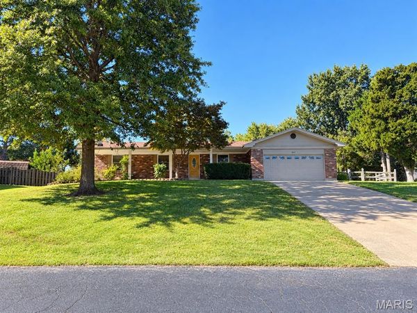 357 Beaver Lake Drive , St Charles, MO 63303