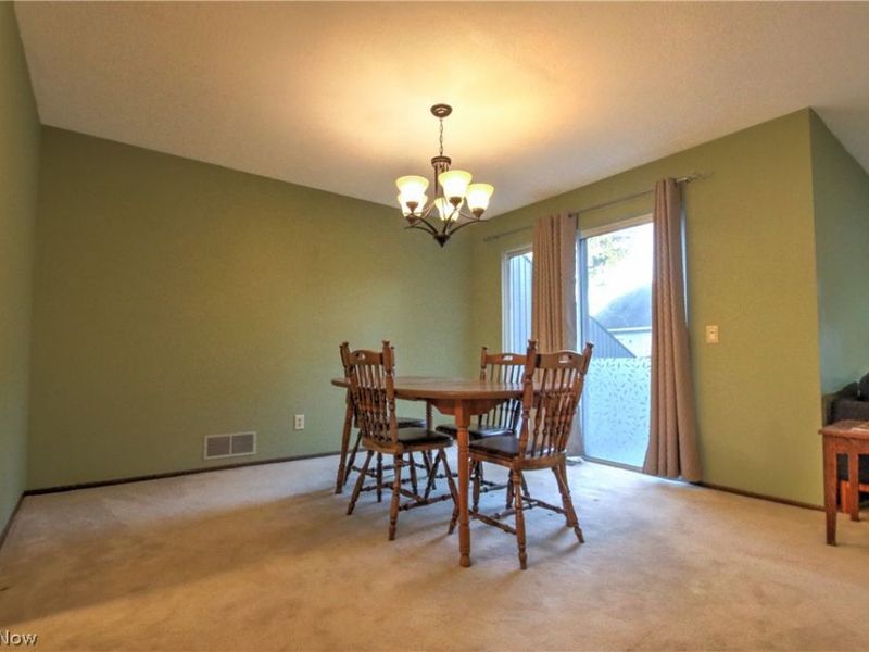 1418 Easthill Square NE, Canton, OH 44714 Photo 11