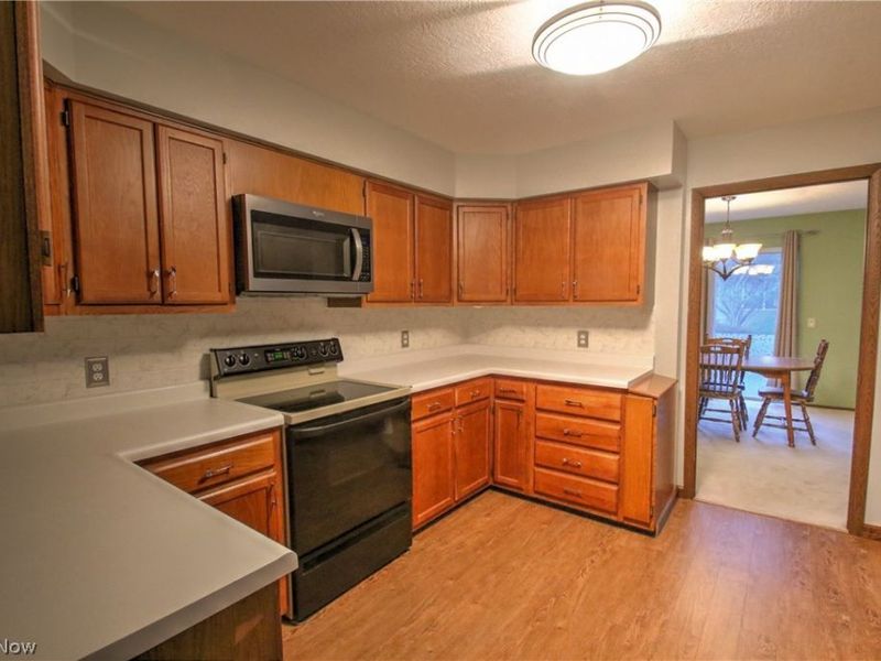 1418 Easthill Square NE, Canton, OH 44714 Photo 16