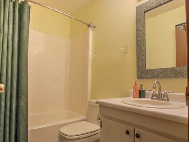 1418 Easthill Square NE, Canton, OH 44714 Photo 28