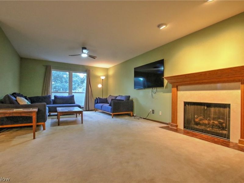 1418 Easthill Square NE, Canton, OH 44714 Photo 6
