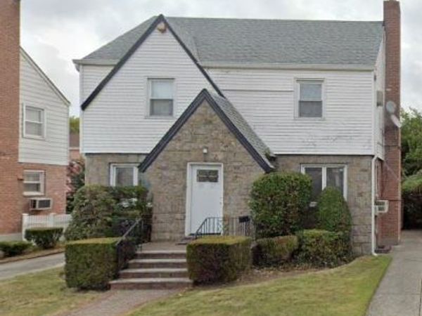 181 Street & 69 Ave Street , Fresh Meadows, NY 11365