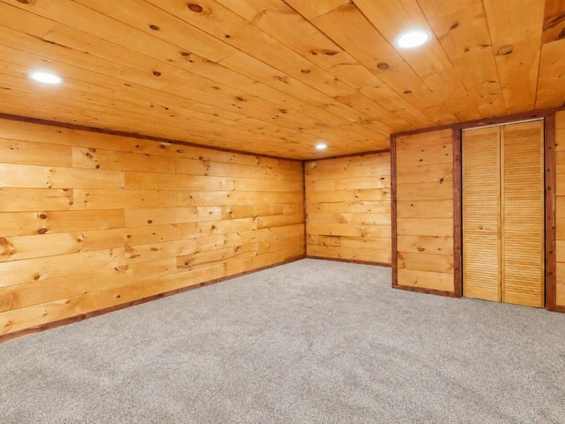 299 Spring Street , Beverly, OH 45715 Photo 10