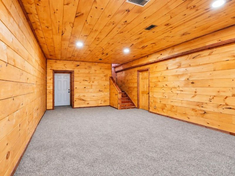 299 Spring Street , Beverly, OH 45715 Photo 14
