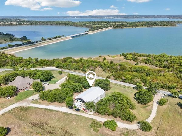 169 Chisam Road, Valley View, TX 76272