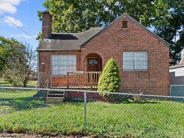 112 May Street, Fairmont, WV 26554