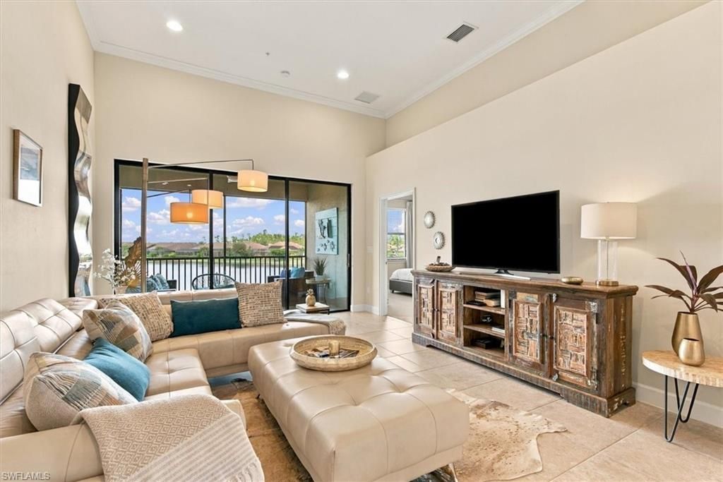 9419 Benvenuto Ct , Unit 204, Naples, FL 34119 Photo