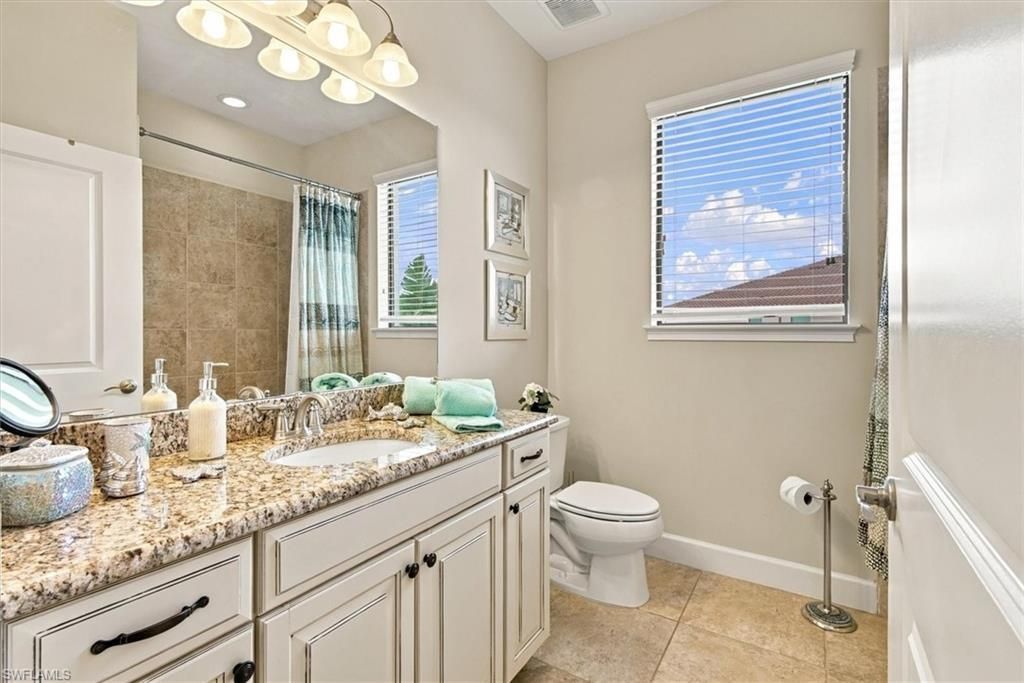 9419 Benvenuto Ct , Unit 204, Naples, FL 34119 Photo