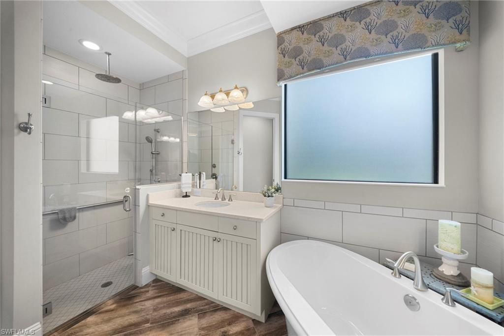 6502 Roma Way , Naples, FL 34113 Photo