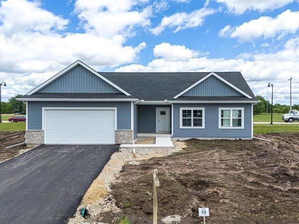 621 Millar Drive, Beloit, WI 53511