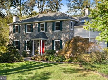 209 RAWLES RUN LANE, BRYN MAWR, PA 19010
