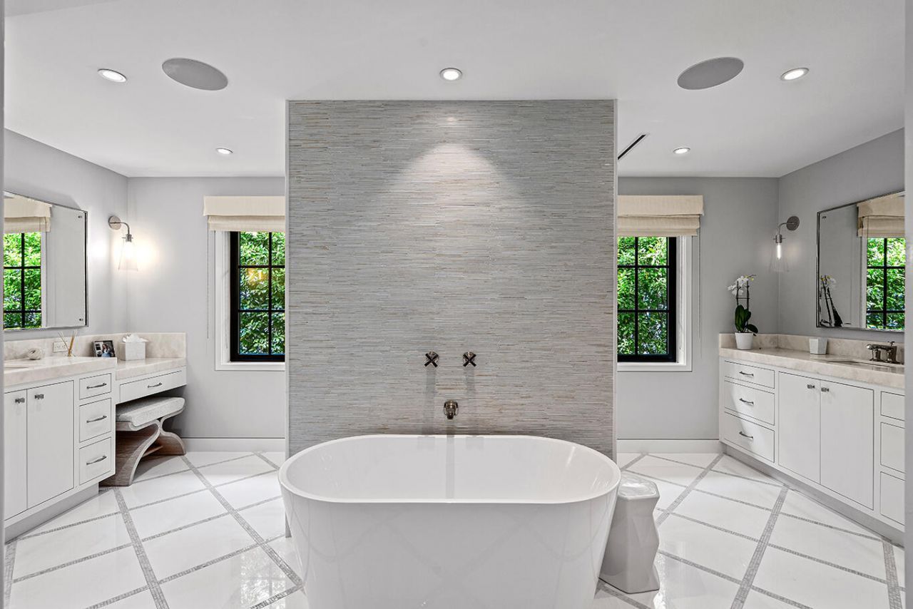 412 Brazilian Avenue, Palm Beach, FL 33480 Photo