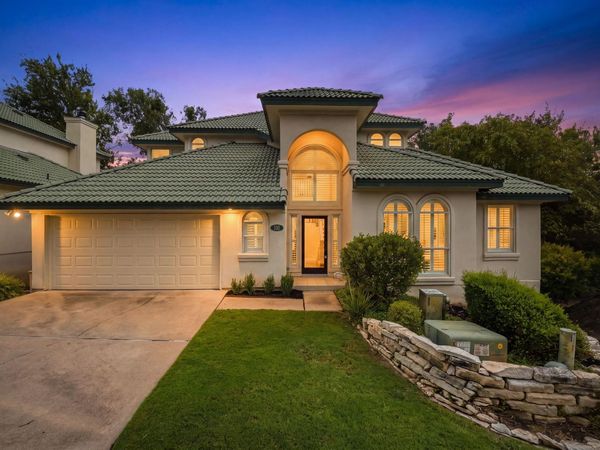 110 Cross Creek, Lakeway, TX 78734