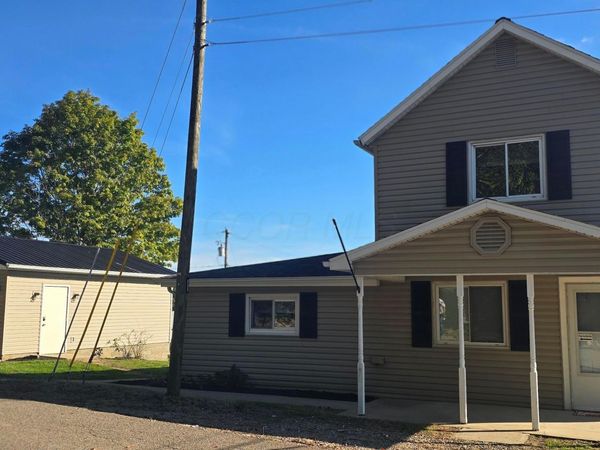 101 Porcelain Street, New Lexington, OH 43764
