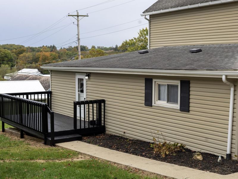 101 Porcelain Street, New Lexington, OH 43764 Photo 3
