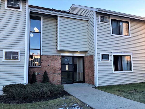 600 Bayside Drive , Unit 5, Palatine, IL 60074