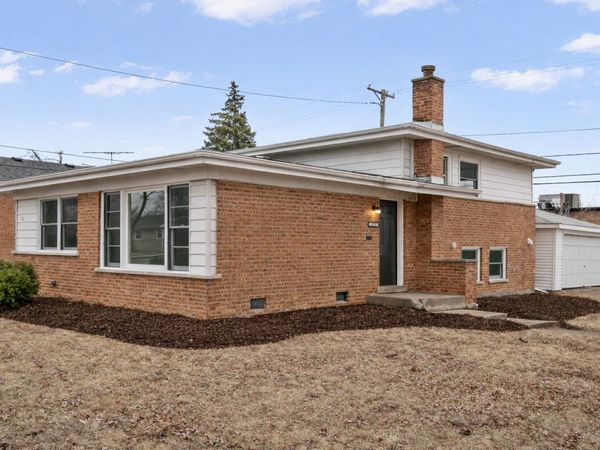 172 Strieff Avenue , Chicago Heights, IL 60411