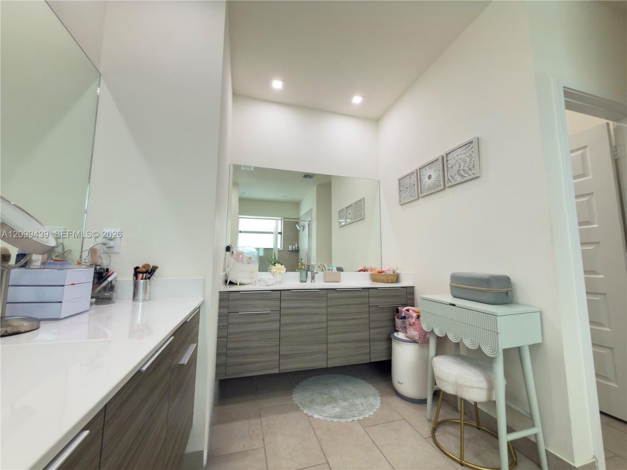 16001 NW 87th Ct, Miami Lakes, FL 33018 Photo