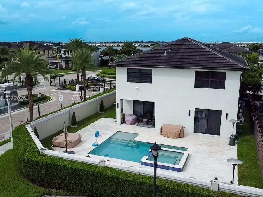 Property Image 43