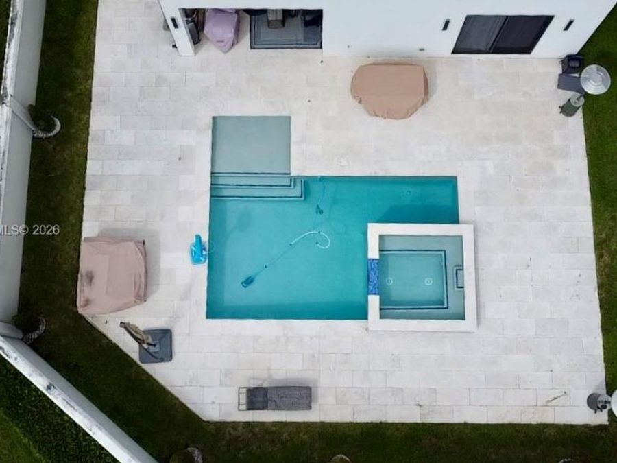 Property Image 44