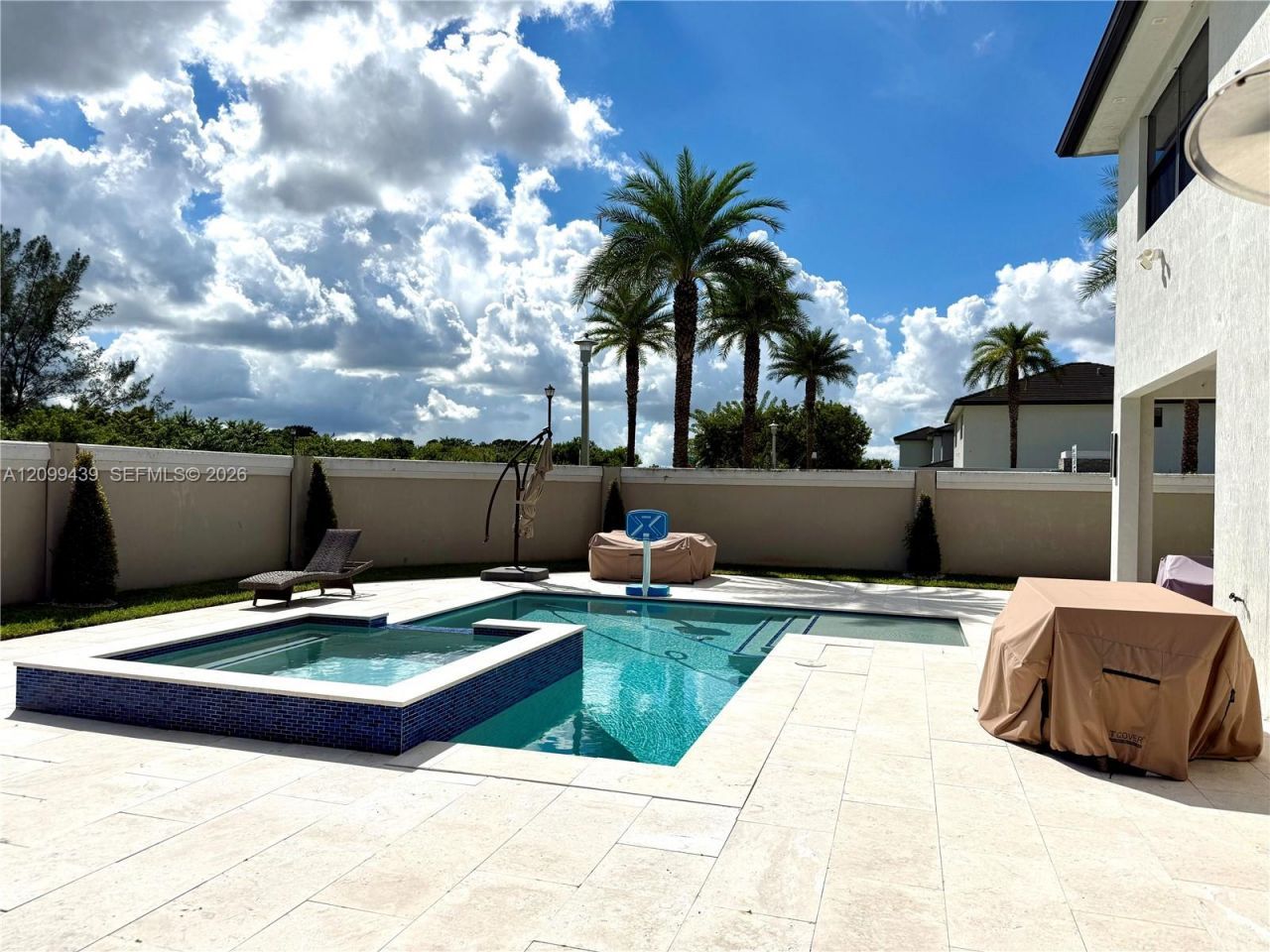 16001 NW 87th Ct, Miami Lakes, FL 33018 Photo