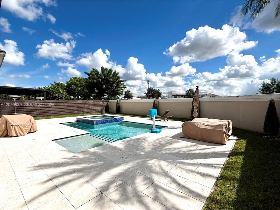 Property Image 47