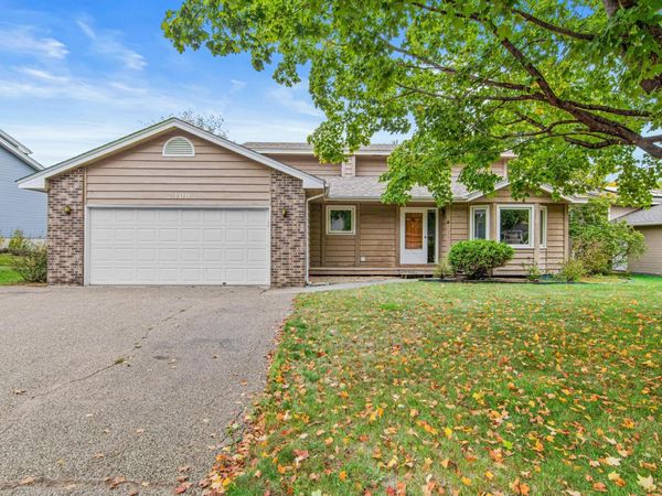 7400 W 112th Street, Bloomington, MN 55438