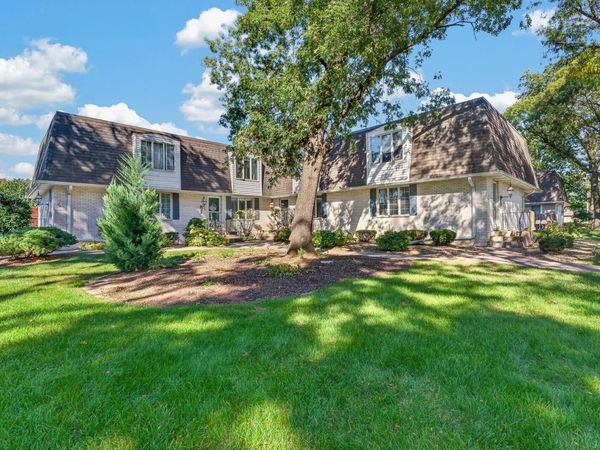 34 Woodhollow Drive , Schererville, IN 46375