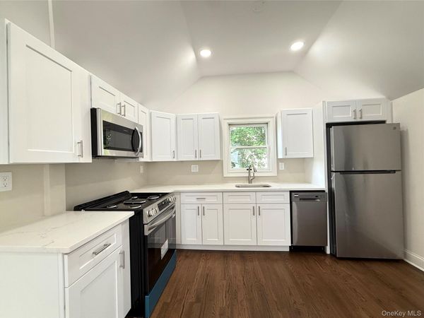9 E Carver Street , Huntington, NY 11743