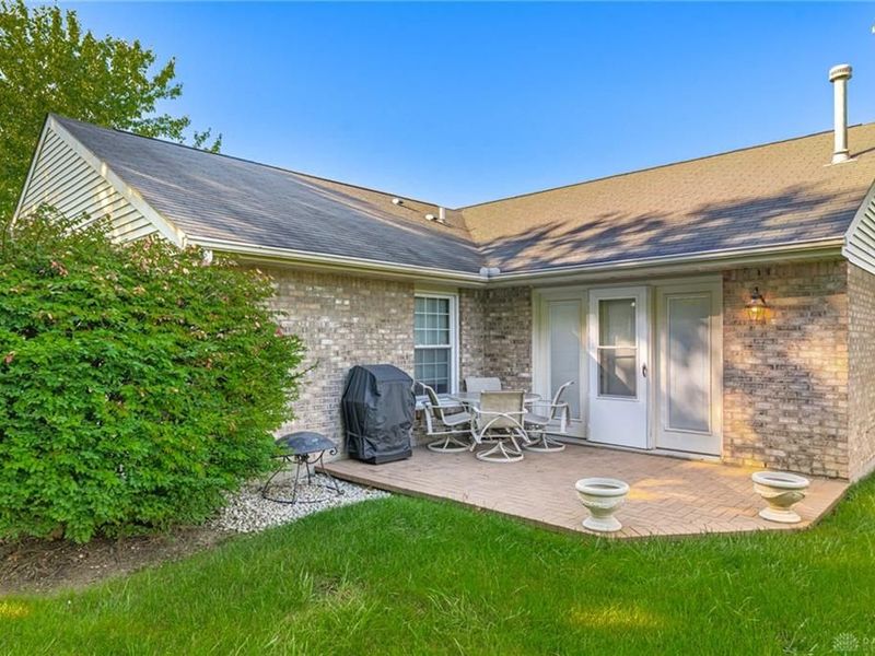 1860 Brandonhall Drive, Miamisburg, OH 45342 Photo 24
