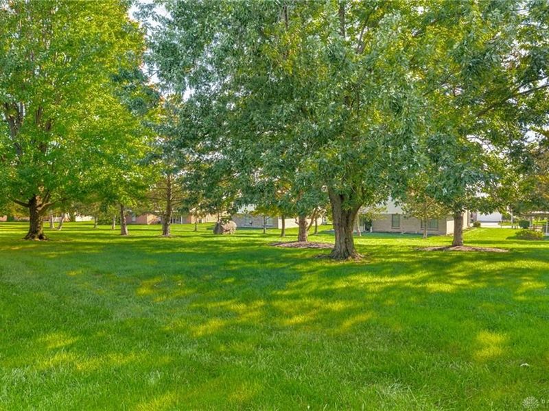 1860 Brandonhall Drive, Miamisburg, OH 45342 Photo 25