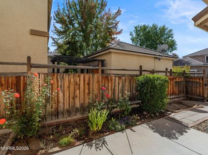 6707 S Gaja Loop, Sparks, NV 89436 Photo
