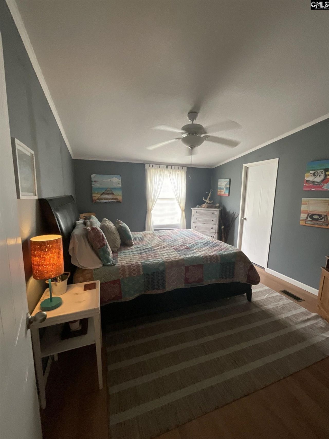 884 Whaler Place  Photo 19