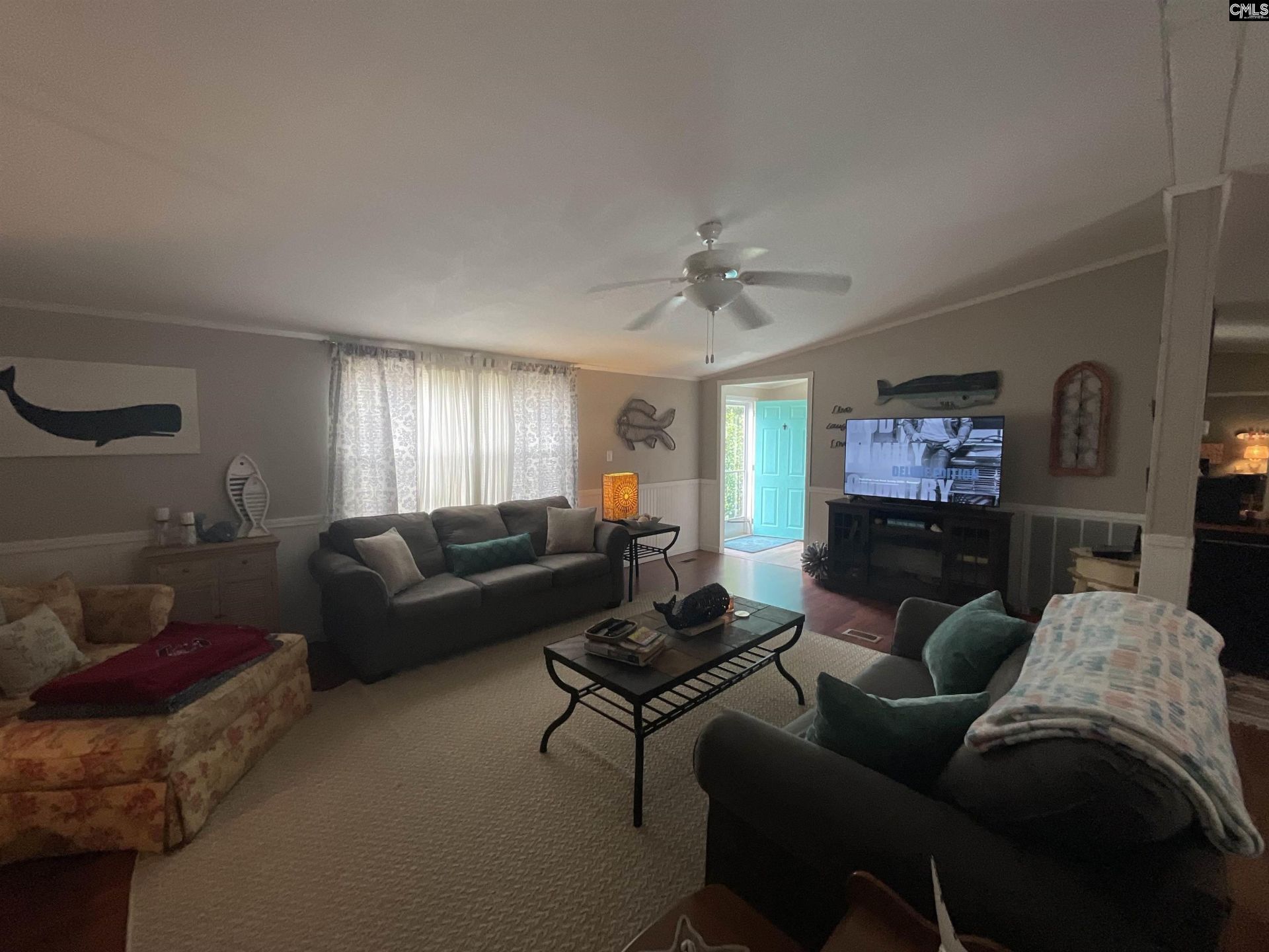 884 Whaler Place  Photo 5