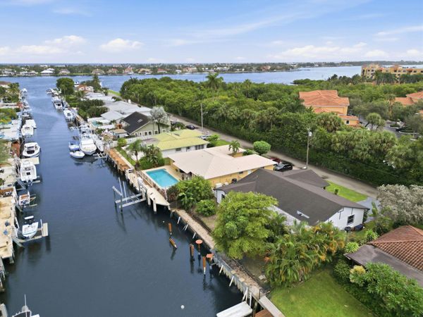 116 PERIWINKLE Drive, Hypoluxo, FL 33462