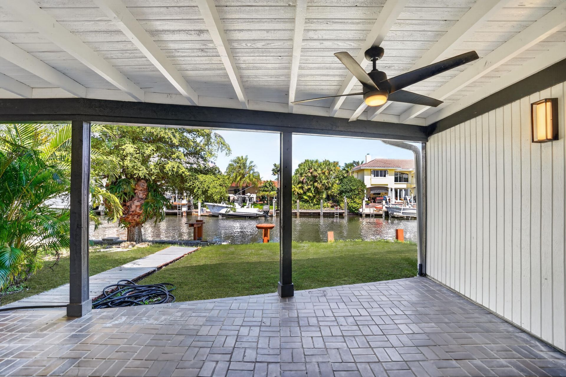 116 Periwinkle Drive, Hypoluxo, FL 33462 Photo