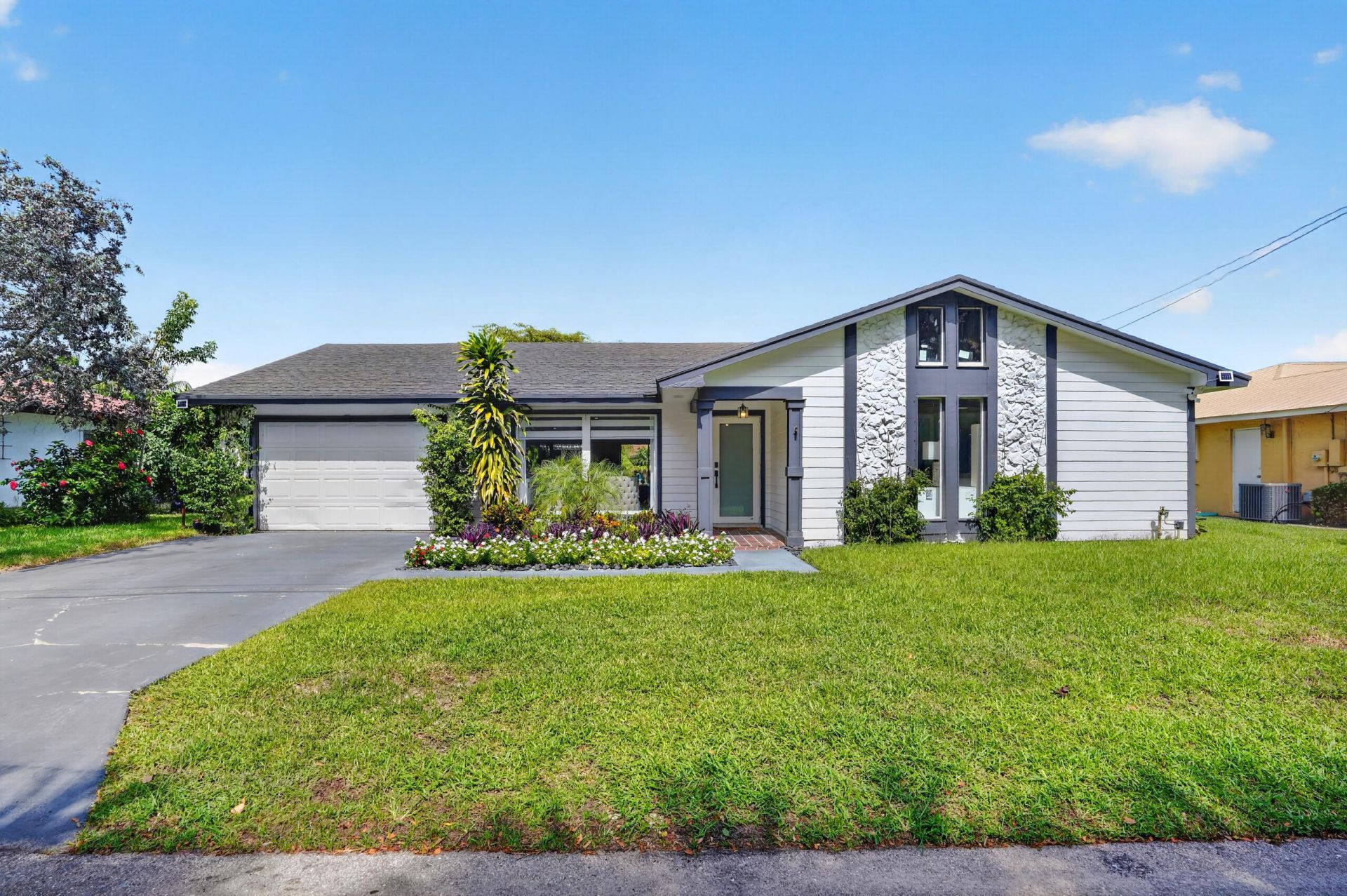 116 Periwinkle Drive, Hypoluxo, FL 33462 Photo