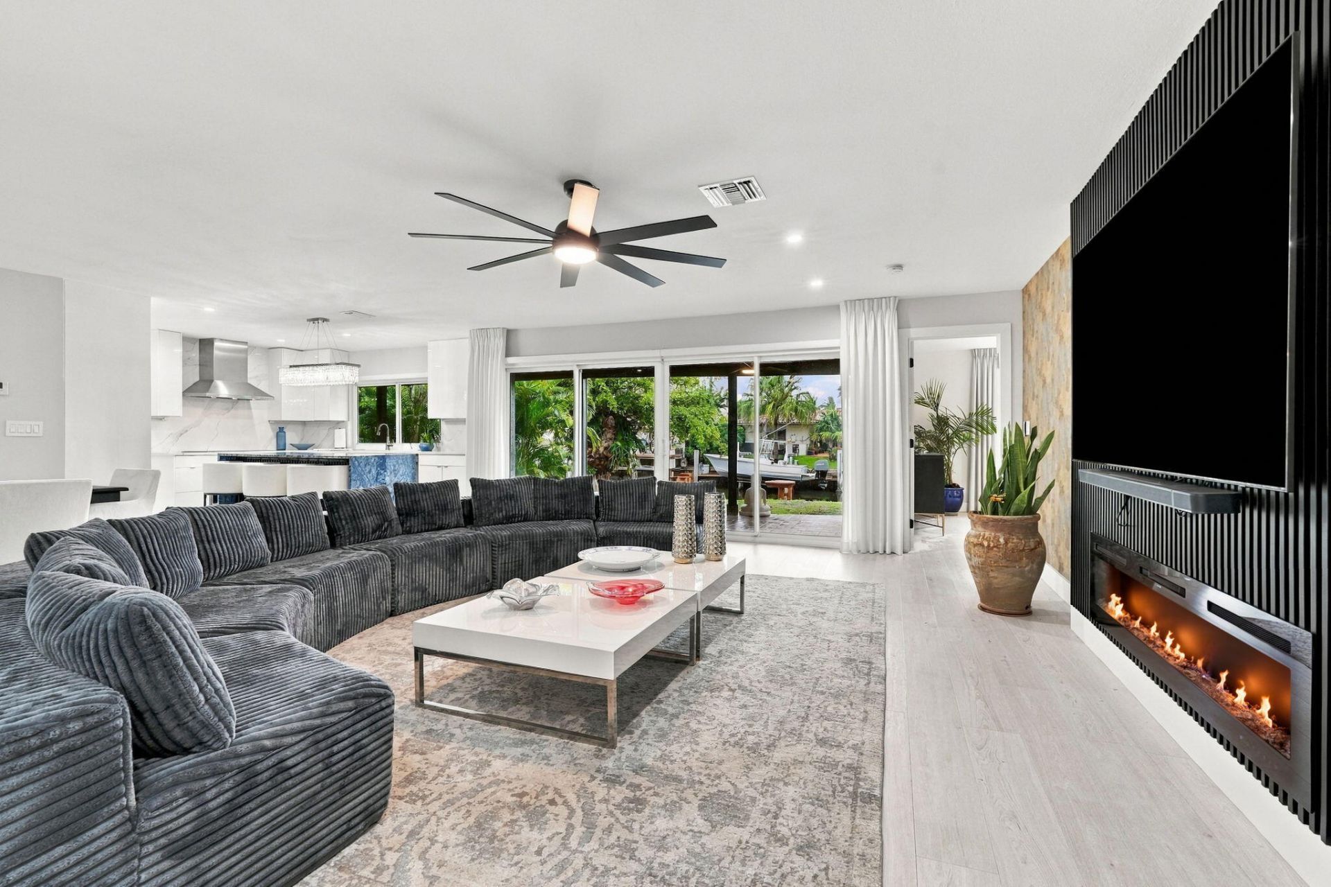 116 Periwinkle Drive, Hypoluxo, FL 33462 Photo