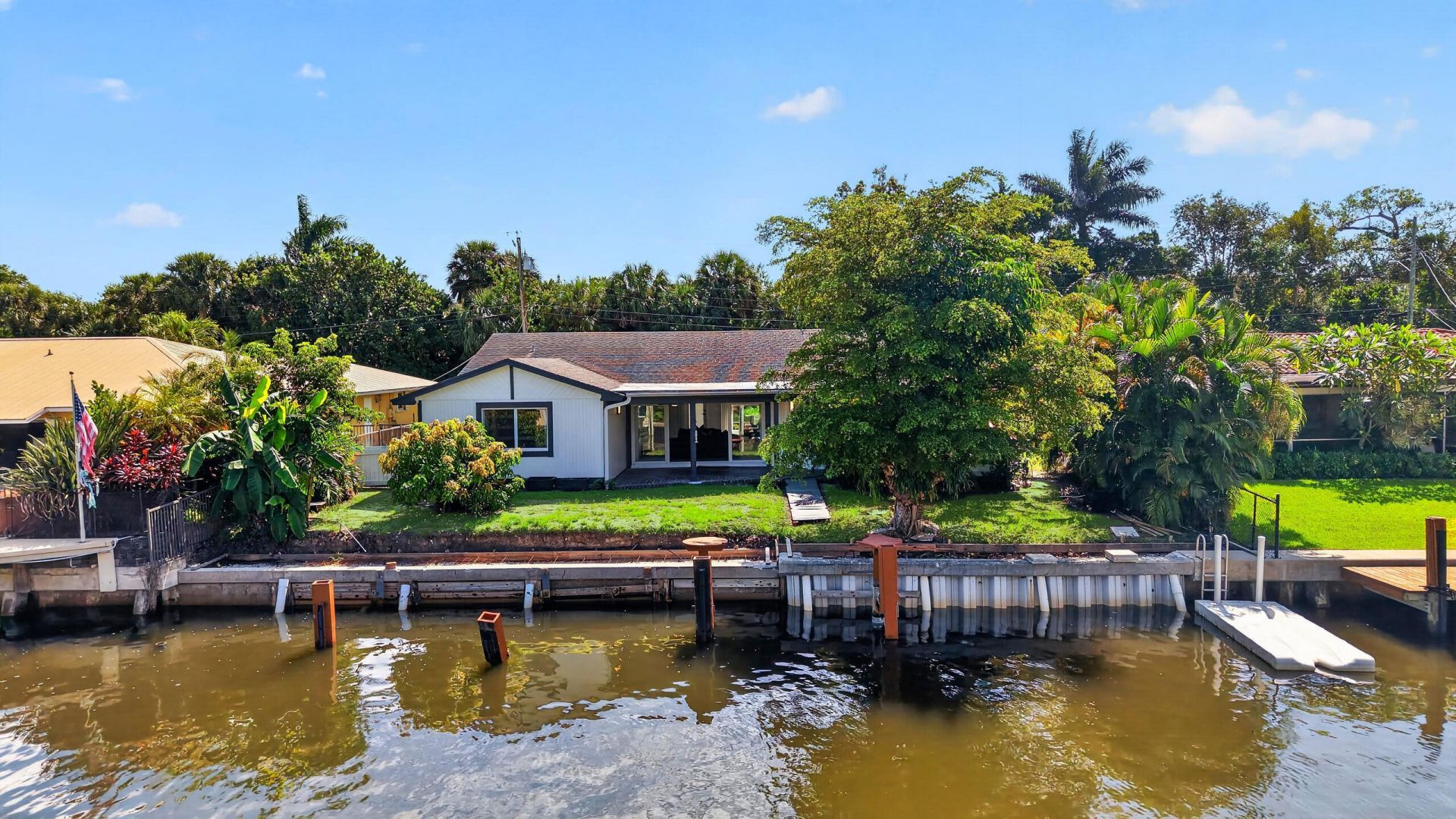 116 Periwinkle Drive, Hypoluxo, FL 33462 Photo