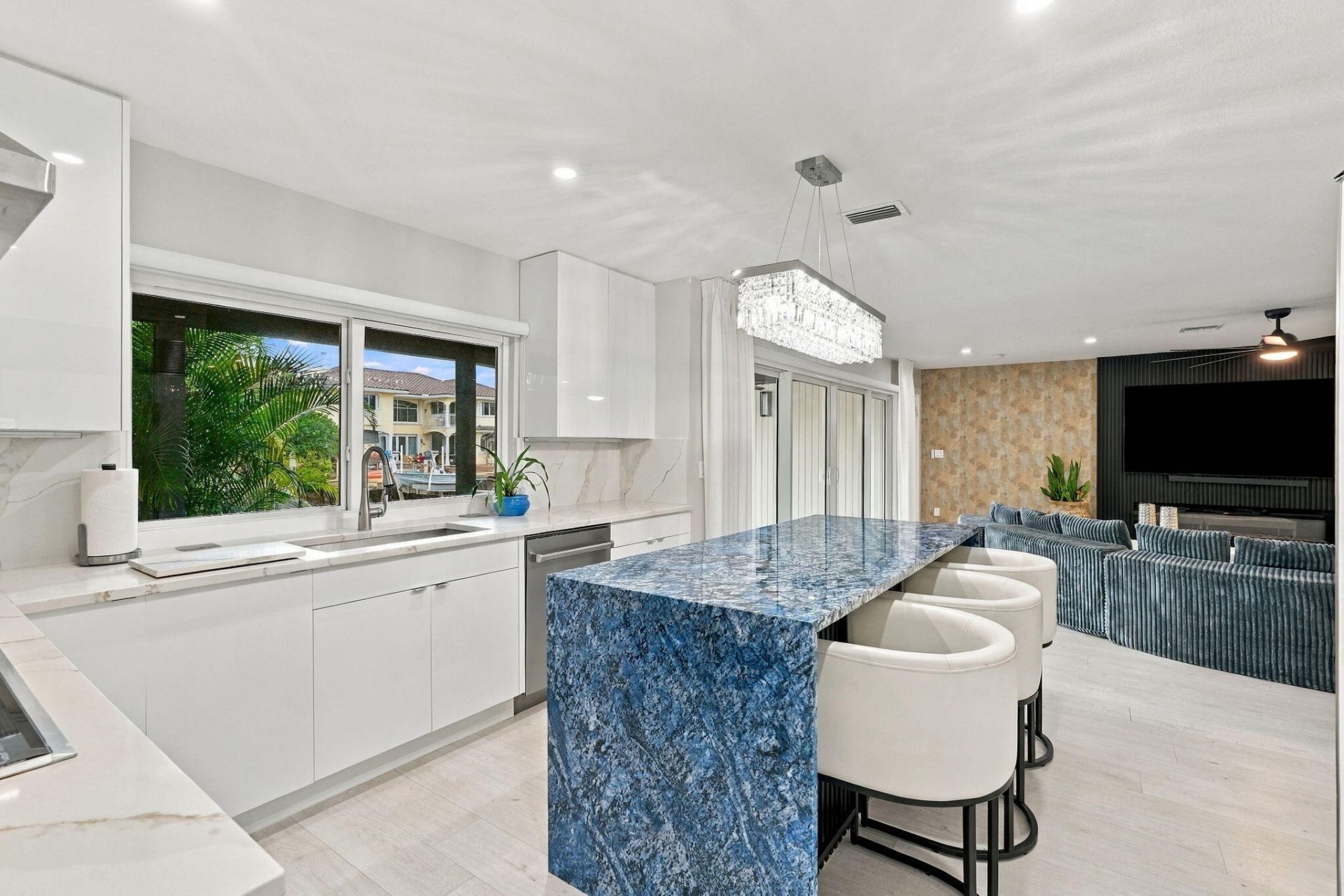 116 Periwinkle Drive, Hypoluxo, FL 33462 Photo