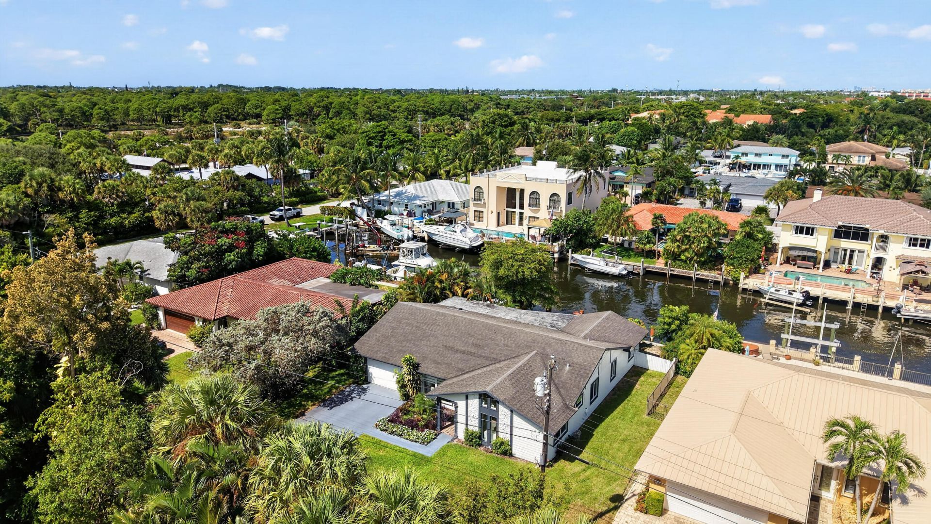 116 Periwinkle Drive, Hypoluxo, FL 33462 Photo