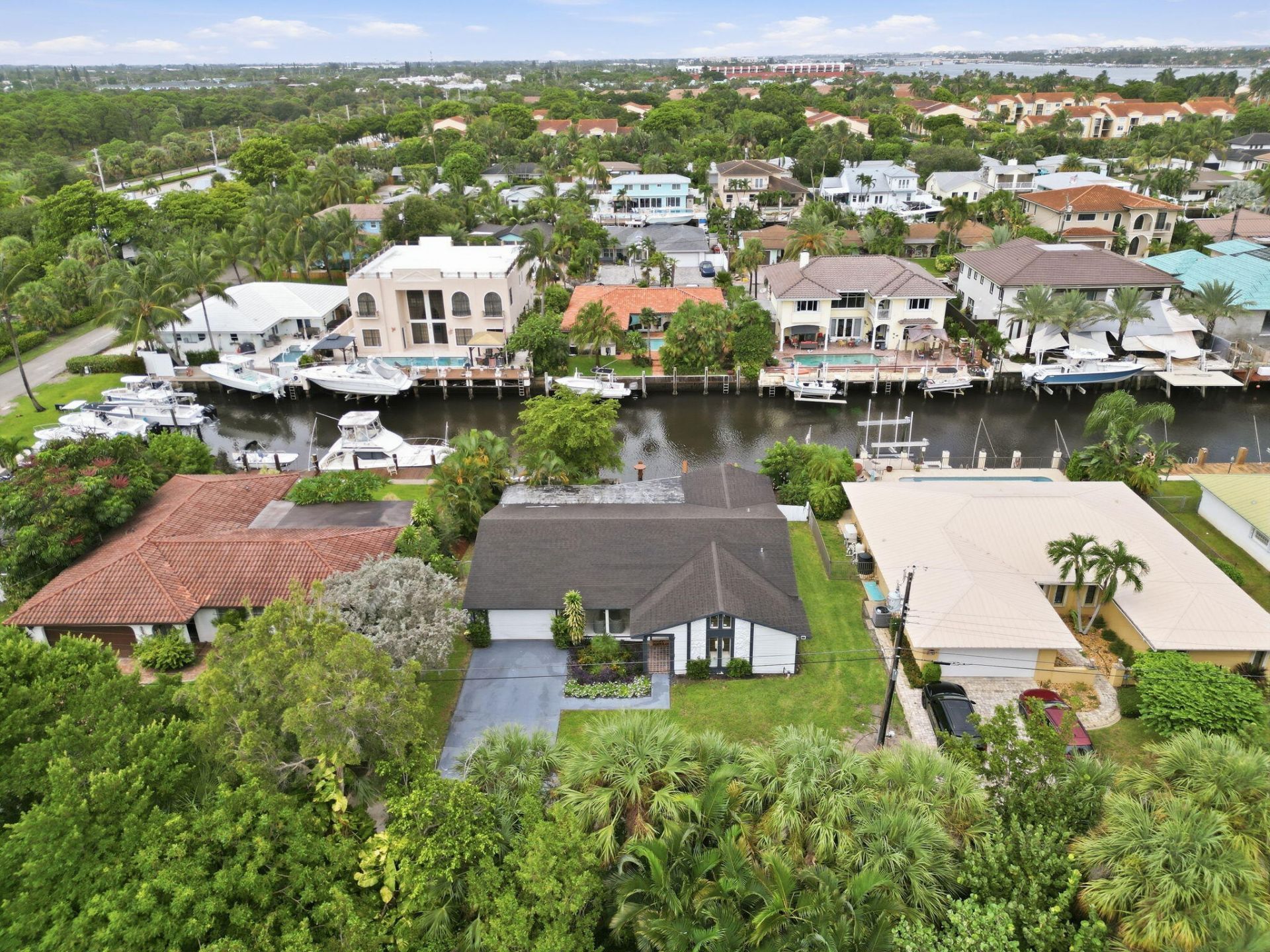 116 Periwinkle Drive, Hypoluxo, FL 33462 Photo