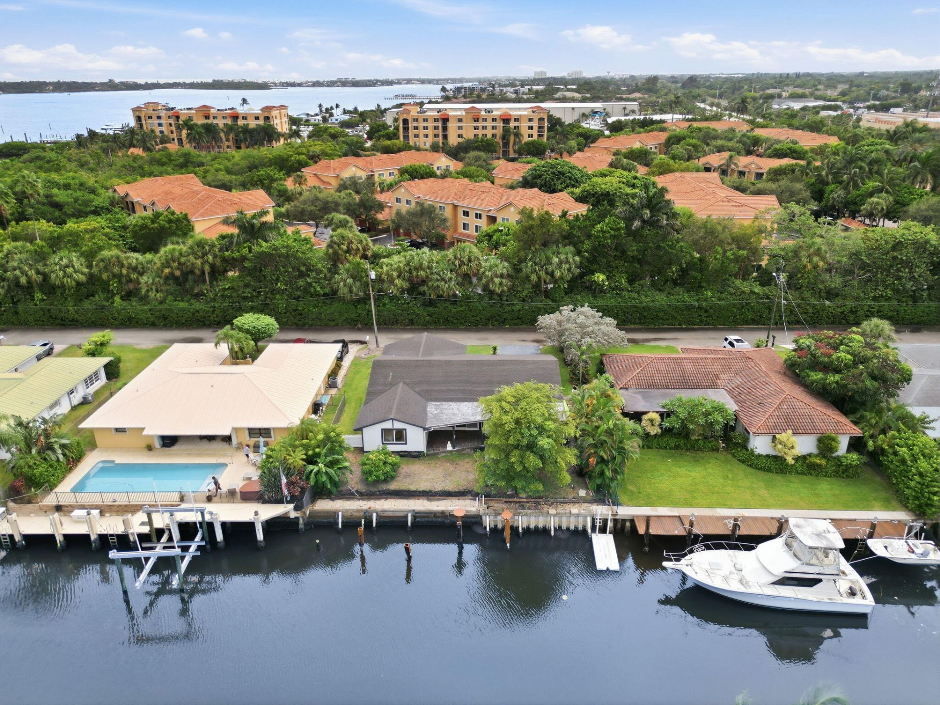 116 Periwinkle Drive, Hypoluxo, FL 33462 Photo