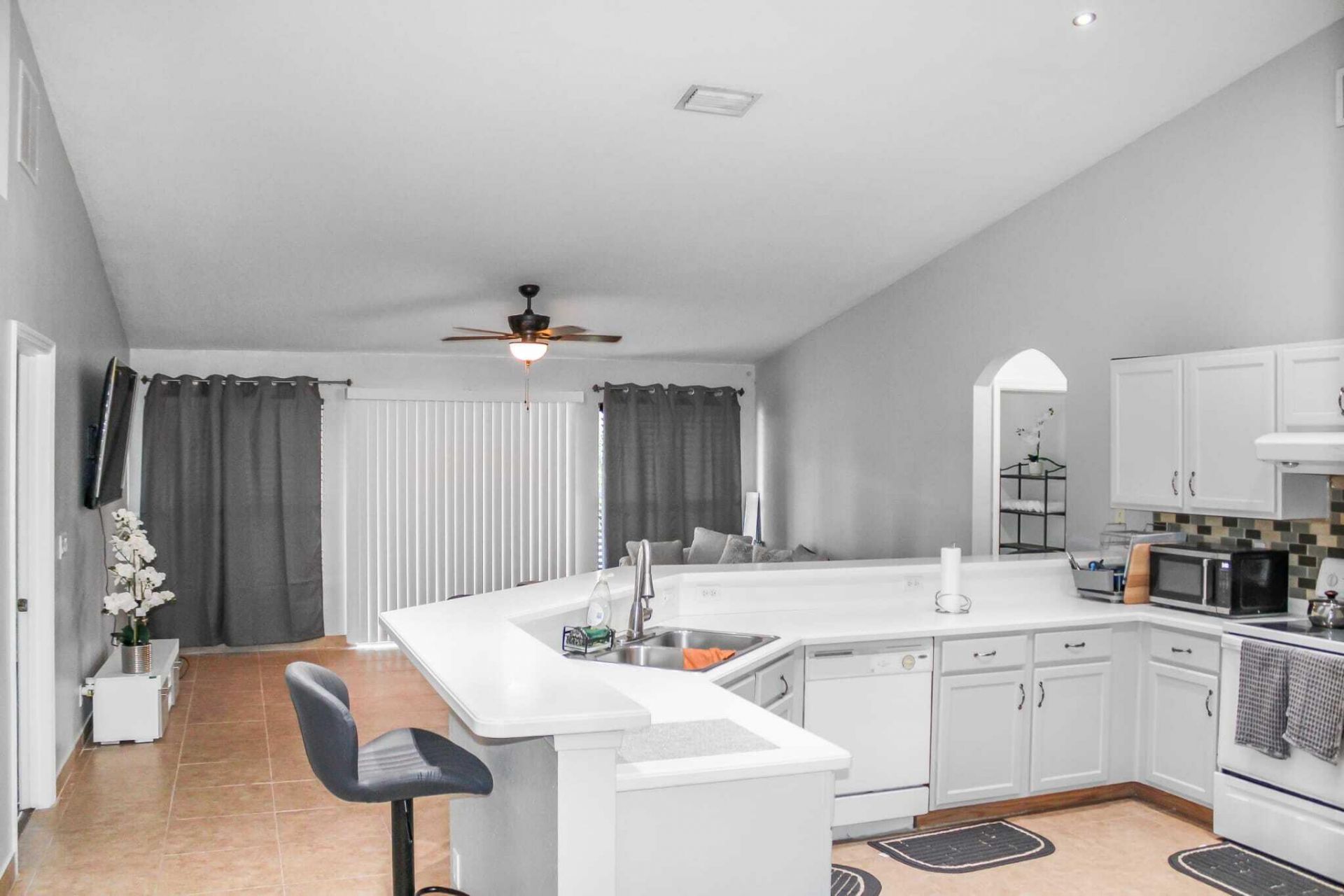 205 SW Kestor Drive, Port Saint Lucie, FL 34953 Photo