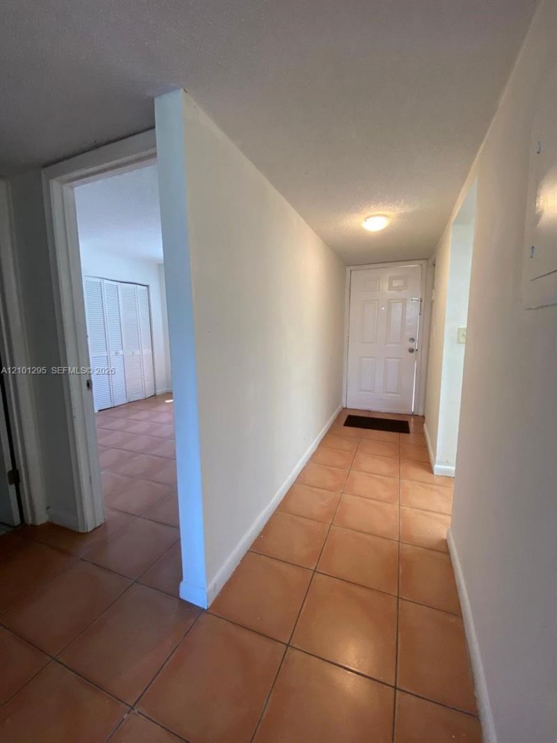 10000 NW 80 Ct , Unit 2537, Hialeah Gardens, FL 33016 Photo
